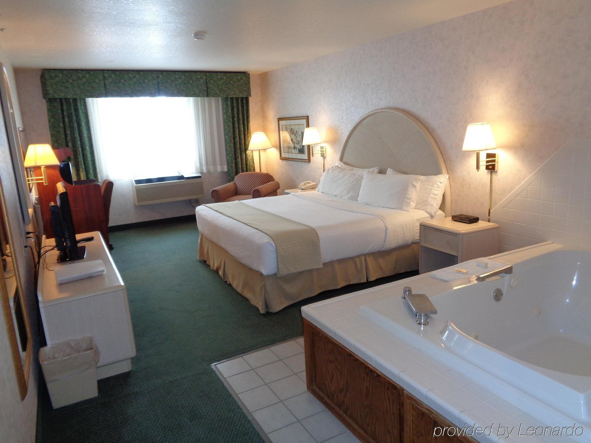 Country Inn & Suites By Radisson, Sidney, Ne Extérieur photo